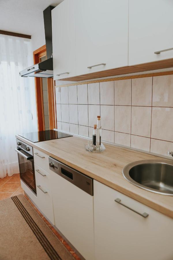 I&T Apartman Gospić Exterior foto
